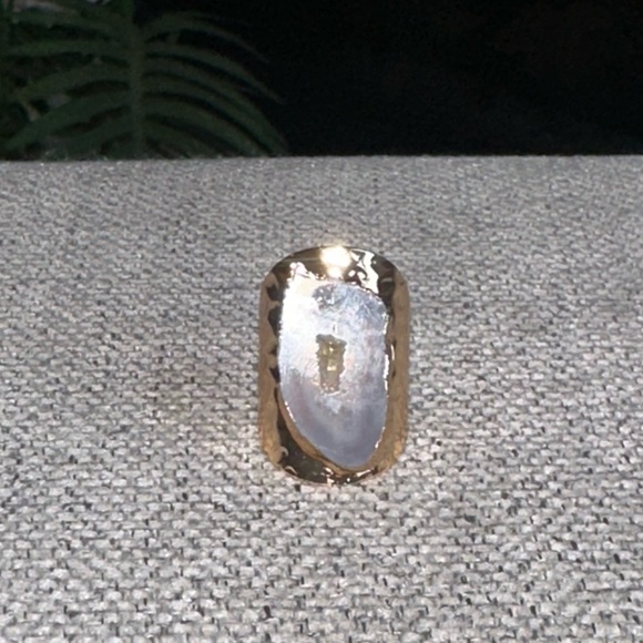 Luxury Natural Stone Adjustable Crystal Irregular Geode Gold-plated Ring - Picture 5 of 11